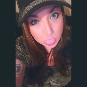 Meet your Posher, Venessa